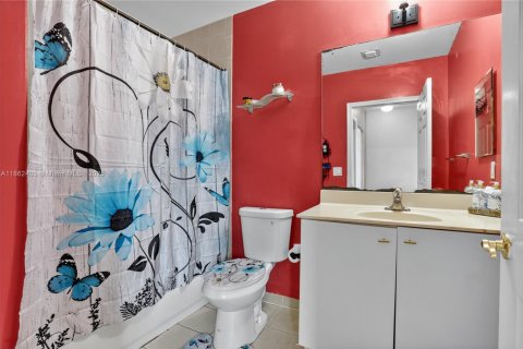 Touwnhouse à vendre à Lauderhill, Floride: 3 chambres, 190.45 m2 № 1896110 - photo 27