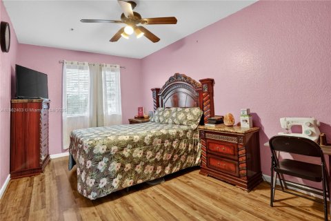 Touwnhouse à vendre à Lauderhill, Floride: 3 chambres, 190.45 m2 № 1896110 - photo 28