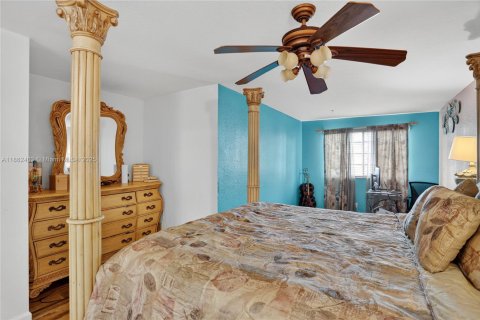 Touwnhouse à vendre à Lauderhill, Floride: 3 chambres, 190.45 m2 № 1896110 - photo 18