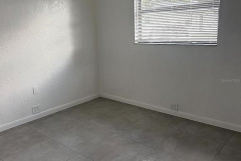 Copropriété à louer à Avon Park, Floride: 2 chambres, 75.25 m2 № 2414008 - photo 7