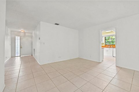 Villa ou maison à vendre à Boca Raton, Floride: 2 chambres, 142.98 m2 № 2185769 - photo 10