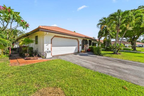 Villa ou maison à vendre à Boca Raton, Floride: 2 chambres, 142.98 m2 № 2185769 - photo 3