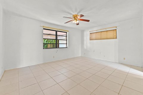 Villa ou maison à vendre à Boca Raton, Floride: 2 chambres, 142.98 m2 № 2185769 - photo 23