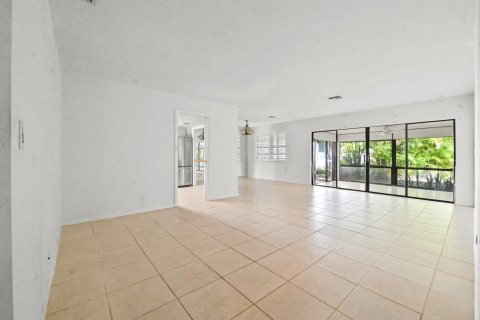 Villa ou maison à vendre à Boca Raton, Floride: 2 chambres, 142.98 m2 № 2185769 - photo 8