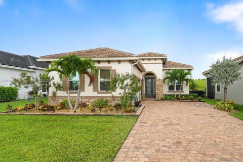 House in Port St. Lucie, Florida 3 bedrooms, 191.19 sq.m. № 1814042 - photo 5