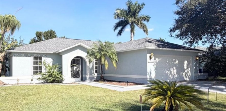Casa en Fort Myers, Florida 3 dormitorios, 122.07 m2 № 2026066