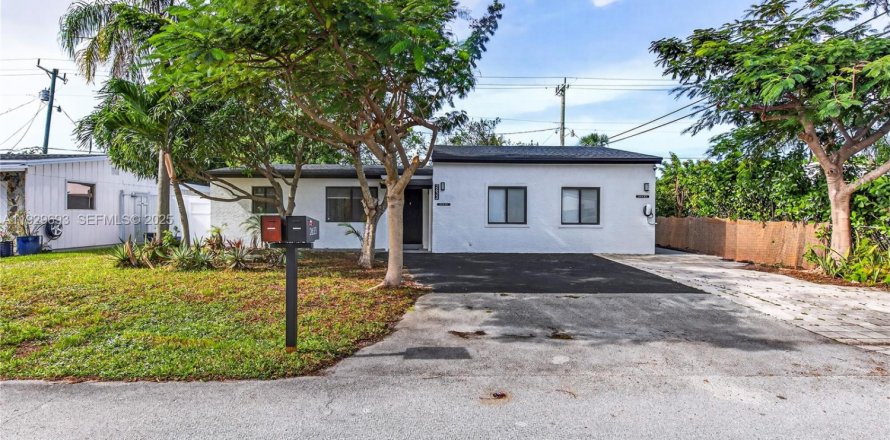 Дом в Помпано-Бич, Флорида 2 спальни, 60.39м2 № 1988994