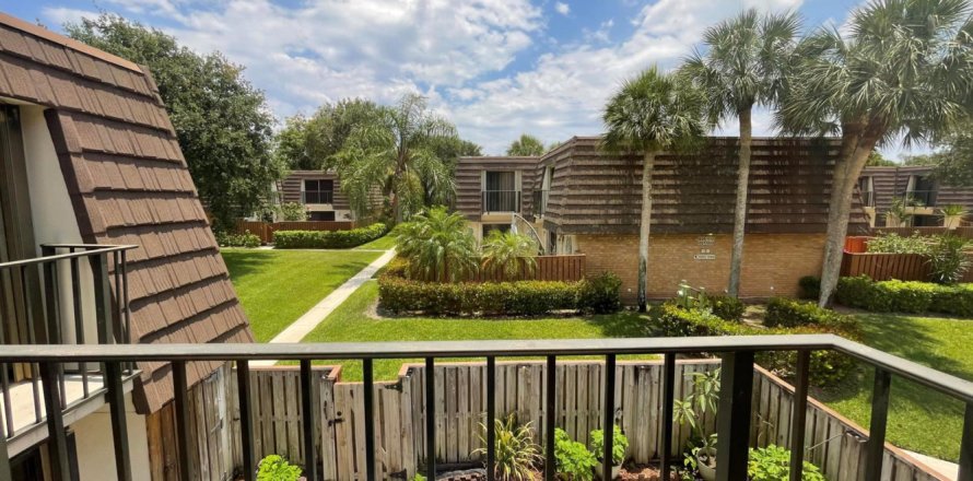Townhouse in Jupiter, Florida 2 bedrooms, 114.83 sq.m. № 1033759