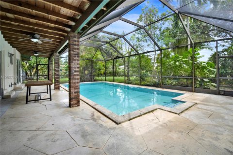 Villa ou maison à vendre à Pinecrest, Floride: 4 chambres, 278.89 m2 № 2084856 - photo 7