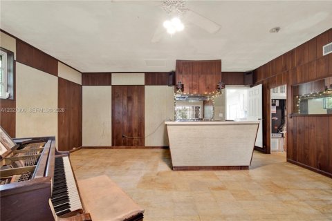 Villa ou maison à vendre à Pinecrest, Floride: 4 chambres, 278.89 m2 № 2084856 - photo 19