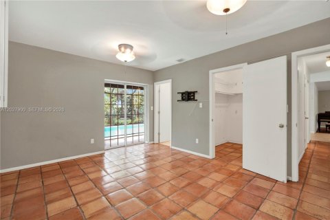 Villa ou maison à vendre à Pinecrest, Floride: 4 chambres, 278.89 m2 № 2084856 - photo 29