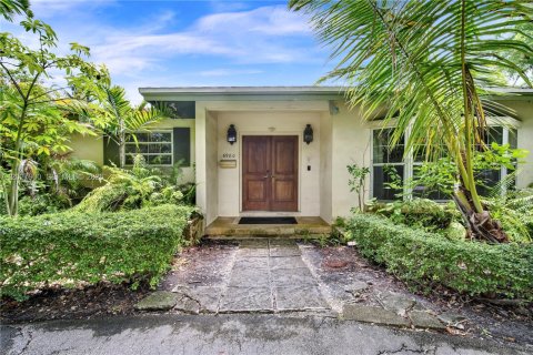 Villa ou maison à Pinecrest, Floride 4 chambres, 278.89 m2 № 2084856