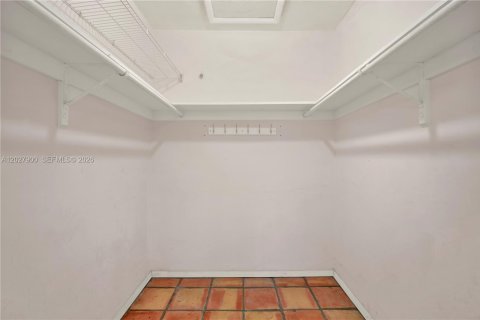 Villa ou maison à vendre à Pinecrest, Floride: 4 chambres, 278.89 m2 № 2084856 - photo 30