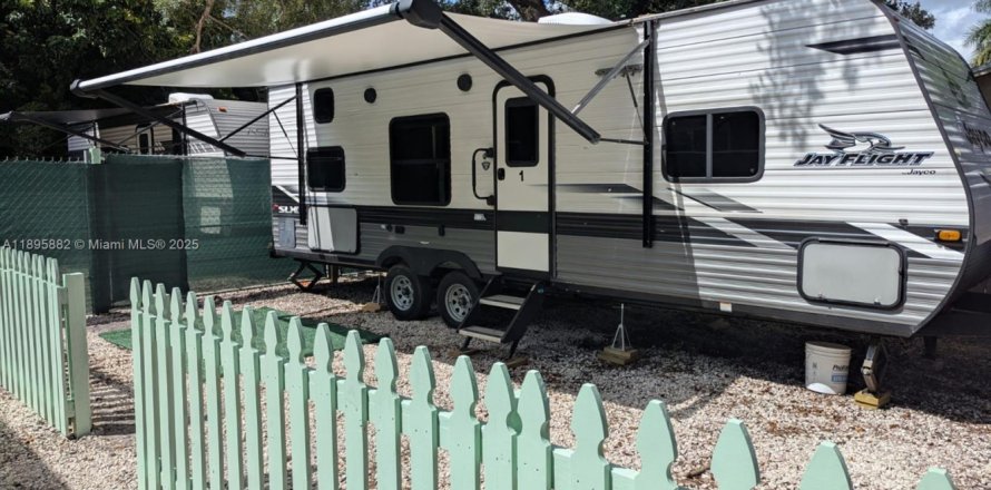 Apartment in Miami, Florida 1 bedroom, 245.26 sq.m. № 1948003