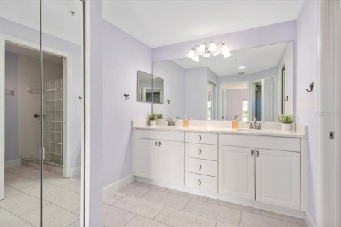 Condo in Bradenton, Florida, 2 bedrooms  № 1558088 - photo 17