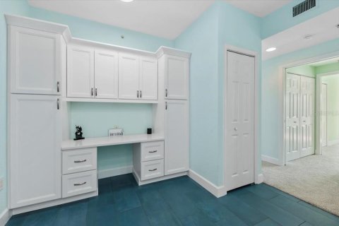 Condo in Bradenton, Florida, 2 bedrooms  № 1558088 - photo 13