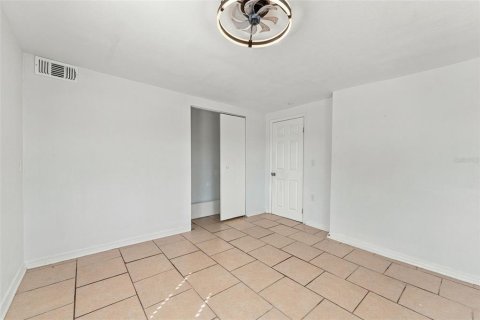 Villa ou maison à vendre à Holiday, Floride: 3 chambres, 147.25 m2 № 2433263 - photo 20