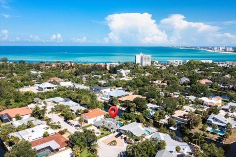 Casa en alquiler en Sarasota, Florida, 3 dormitorios, 159.42 m2 № 1336987 - foto 1