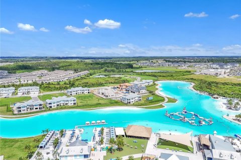 House in Wesley Chapel, Florida 5 bedrooms, 242.01 sq.m. № 1887121 - photo 1