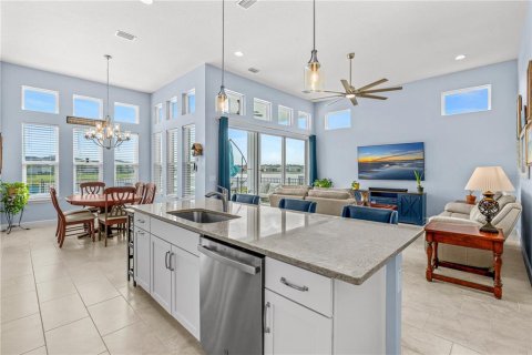 Casa en venta en Daytona Beach, Florida, 4 dormitorios, 184.69 m2 № 2223628 - foto 9