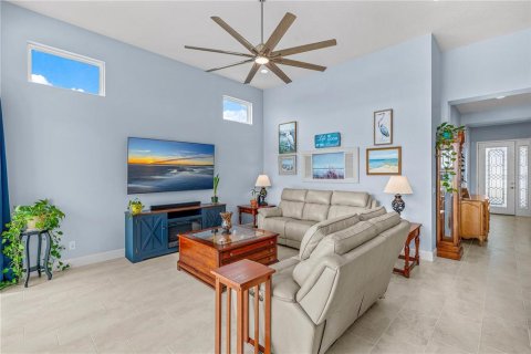 Casa en venta en Daytona Beach, Florida, 4 dormitorios, 184.69 m2 № 2223628 - foto 5