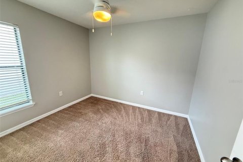 House in Ruskin, Florida 3 bedrooms, 130.99 sq.m. № 2424369 - photo 14