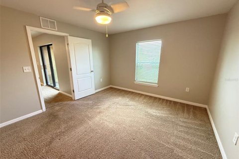House in Ruskin, Florida 3 bedrooms, 130.99 sq.m. № 2424369 - photo 7