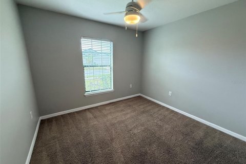 House in Ruskin, Florida 3 bedrooms, 130.99 sq.m. № 2424369 - photo 11