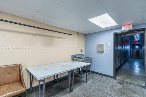 Снять в аренду кондоминиум в Халландейл-Бич, Флорида 3 спальни, 128.11м2, № 2041304 - фото 30