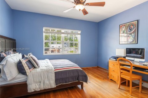 Купить виллу или дом в Майами, Флорида 5 спален, 290.41м2, № 2029062 - фото 24