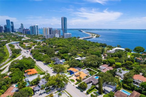 Купить виллу или дом в Майами, Флорида 5 спален, 290.41м2, № 2029062 - фото 8