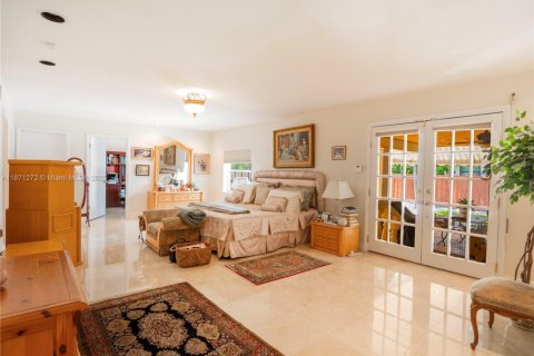 Купить виллу или дом в Майами, Флорида 5 спален, 290.41м2, № 2029062 - фото 20
