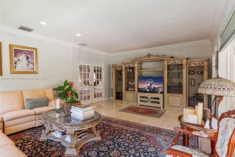 Купить виллу или дом в Майами, Флорида 5 спален, 290.41м2, № 2029062 - фото 19