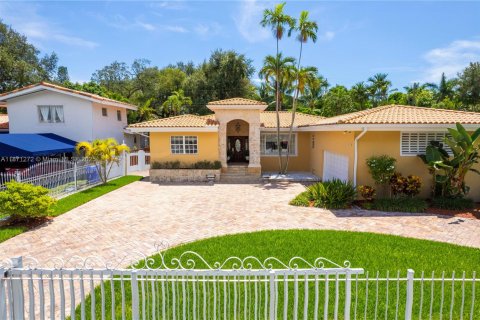 Купить виллу или дом в Майами, Флорида 5 спален, 290.41м2, № 2029062 - фото 4