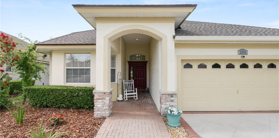 Villa ou maison à Lakeland, Floride 2 chambres, 197.32 m2 № 2147668