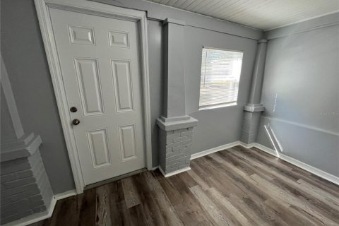 Villa ou maison à louer à Ocala, Floride: 2 chambres, 81.2 m2 № 2420337 - photo 2
