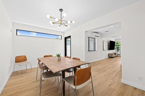 Casa en venta en Pompano Beach, Florida, 3 dormitorios, 155.24 m2 № 2382996 - foto 18