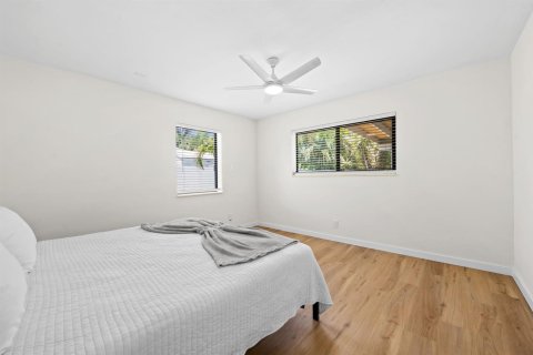 Casa en venta en Pompano Beach, Florida, 3 dormitorios, 155.24 m2 № 2382996 - foto 12