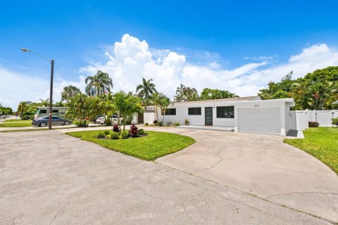 Casa en venta en Pompano Beach, Florida, 3 dormitorios, 155.24 m2 № 2382996 - foto 27