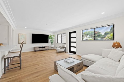Casa en venta en Pompano Beach, Florida, 3 dormitorios, 155.24 m2 № 2382996 - foto 7