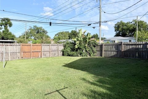 House in Saint Petersburg, Florida 2 bedrooms, 75.25 sq.m. № 2225652 - photo 16