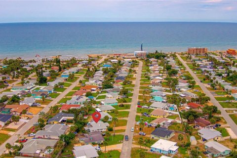 House in Ormond Beach, Florida 2 bedrooms, 110.55 sq.m. № 1773351 - photo 2