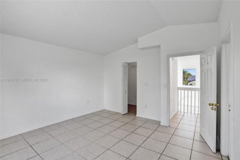 Villa ou maison à vendre à Miami, Floride: 5 chambres, 224.45 m2 № 2027317 - photo 30