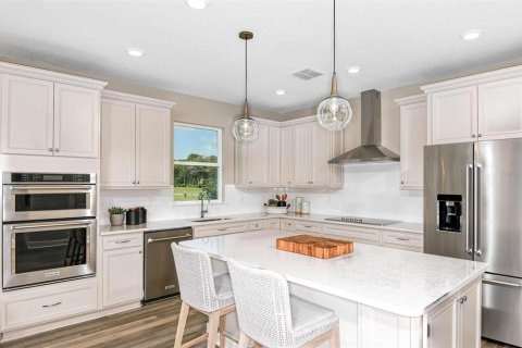 House in Spring Hill, Florida 4 bedrooms, 171.87 sq.m. № 2167208 - photo 5