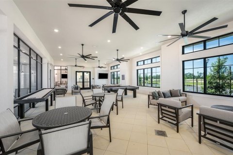 House in Spring Hill, Florida 4 bedrooms, 171.87 sq.m. № 2167208 - photo 20