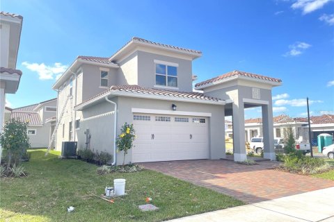 Villa ou maison à vendre à Orlando, Floride: 4 chambres, 213.4 m2 № 2414077 - photo 2
