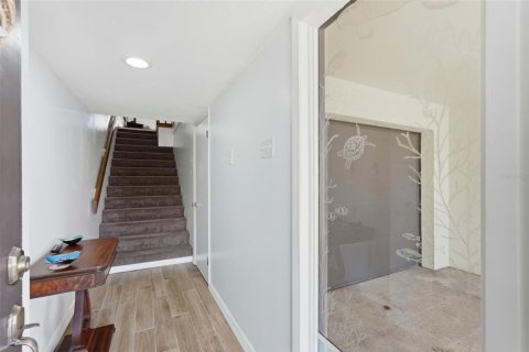 Townhouse in Tierra Verde, Florida 2 bedrooms, 139.35 sq.m. № 2195174 - photo 15