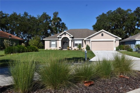 House in Mulberry, Florida 3 bedrooms, 185.62 sq.m. № 2358874