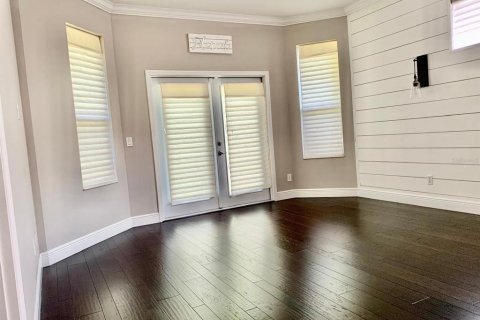 Casa en alquiler en University Park, Florida, 3 dormitorios, 185.34 m2 № 1904187 - foto 17