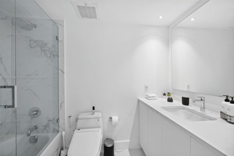 Copropriété à louer à Hallandale Beach, Floride: 3 chambres, 191.84 m2 № 1705639 - photo 26